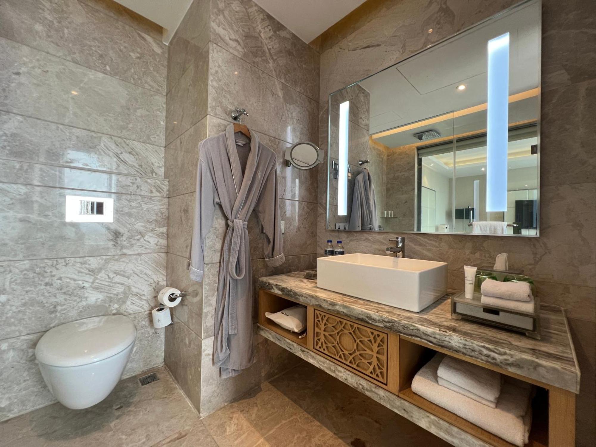 Renaissance Dhaka Gulshan Hotel المظهر الخارجي الصورة